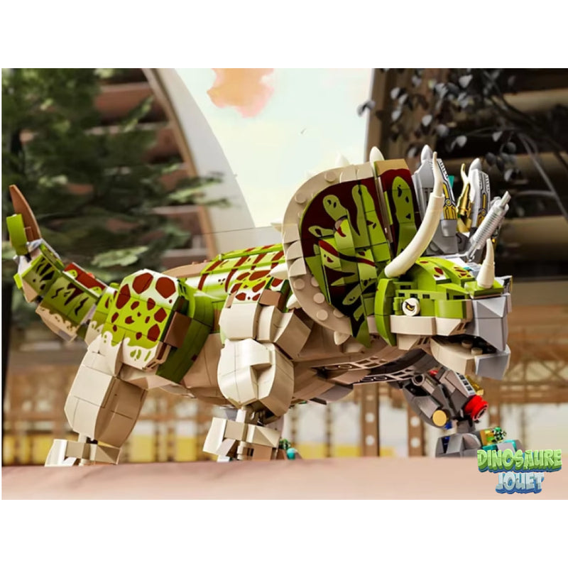 Lego dino triceratops