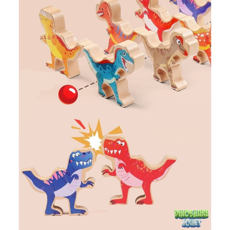 Dinosaure et pyramide