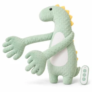 Coussin de sommeil dinosaure bébé vert pastel avec longs bras apaisants et télécommande sur fond blanc